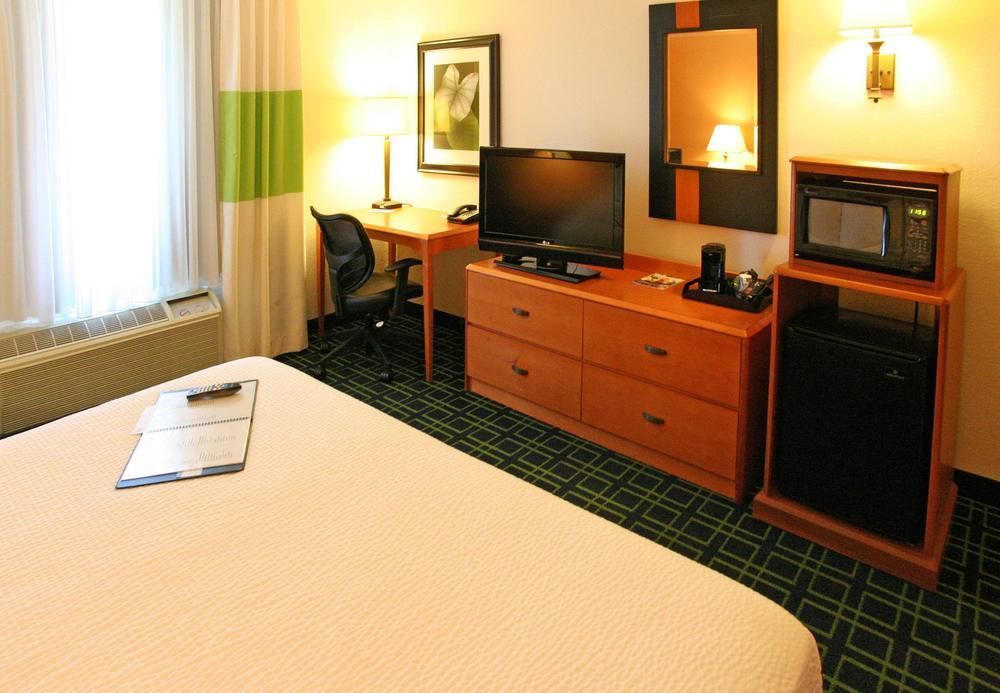 Fairfield Inn And Suites Charleston North/University Area Βόρειο Τσάρλεστον Εξωτερικό φωτογραφία