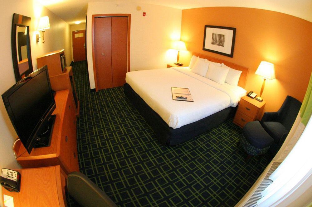 Fairfield Inn And Suites Charleston North/University Area Βόρειο Τσάρλεστον Εξωτερικό φωτογραφία