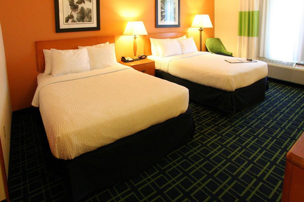Fairfield Inn And Suites Charleston North/University Area Βόρειο Τσάρλεστον Εξωτερικό φωτογραφία