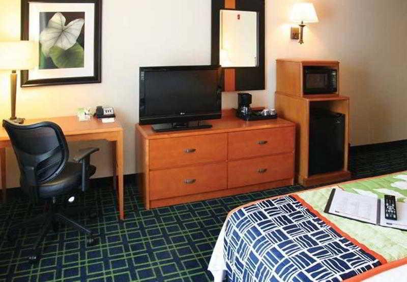 Fairfield Inn And Suites Charleston North/University Area Βόρειο Τσάρλεστον Δωμάτιο φωτογραφία