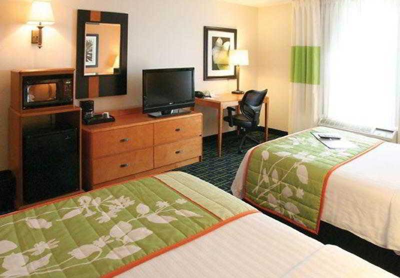 Fairfield Inn And Suites Charleston North/University Area Βόρειο Τσάρλεστον Δωμάτιο φωτογραφία